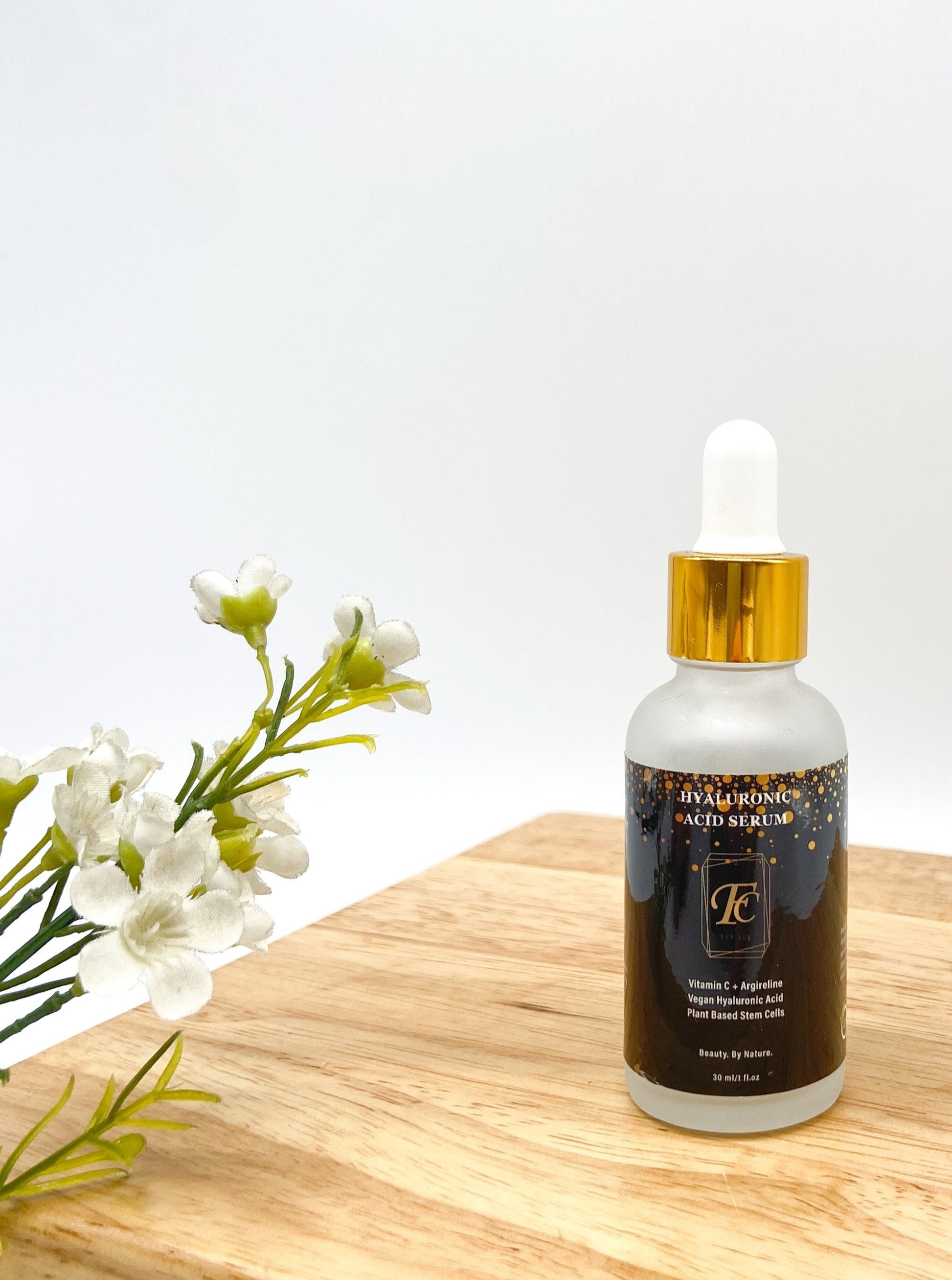 Hyaluronic Acid Serum with Vitamin C natural younger firmer looking skin
