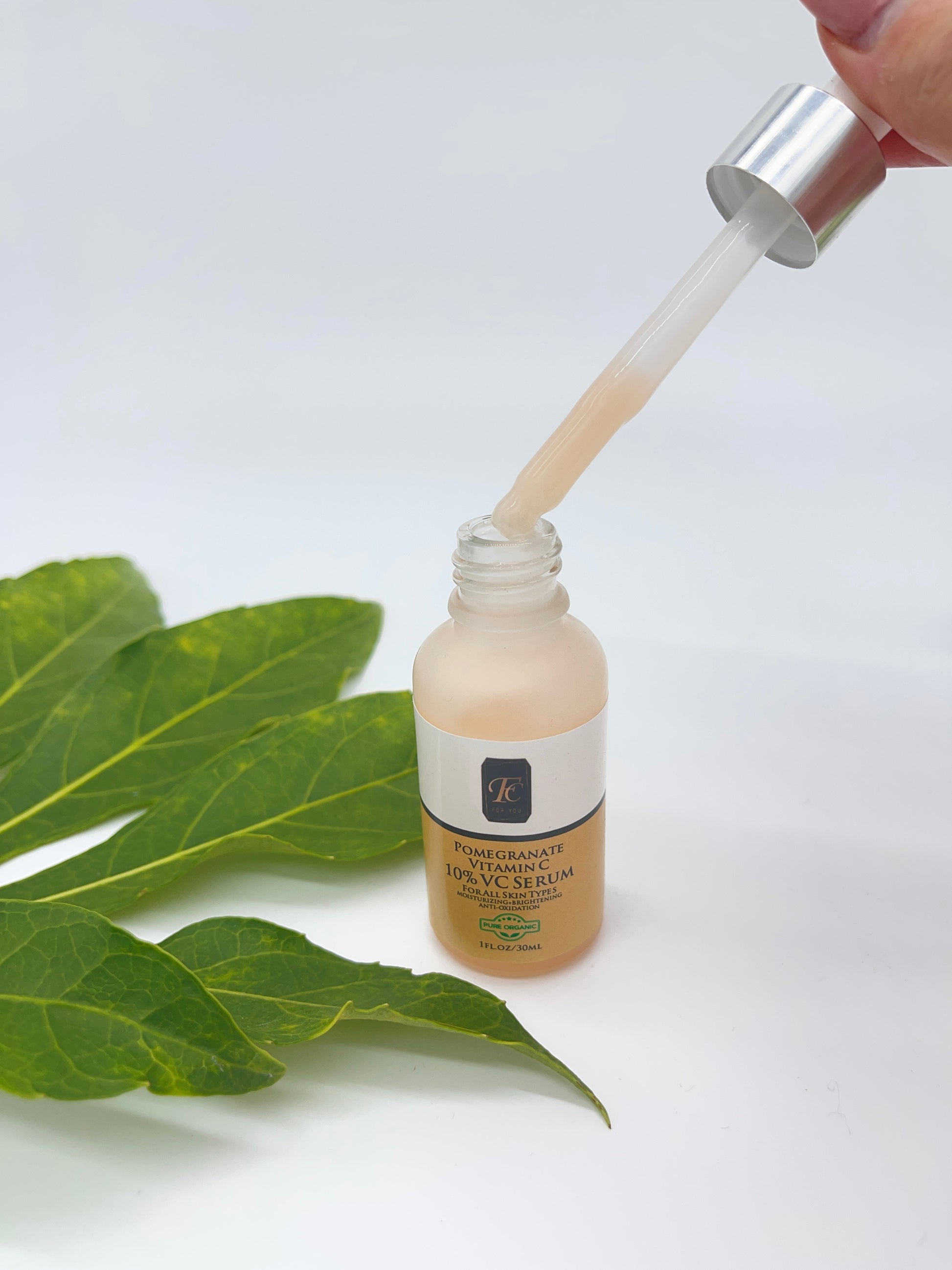 Pomegranate Vitamin C Serum Pomegranate serum regenerates and repairs skin