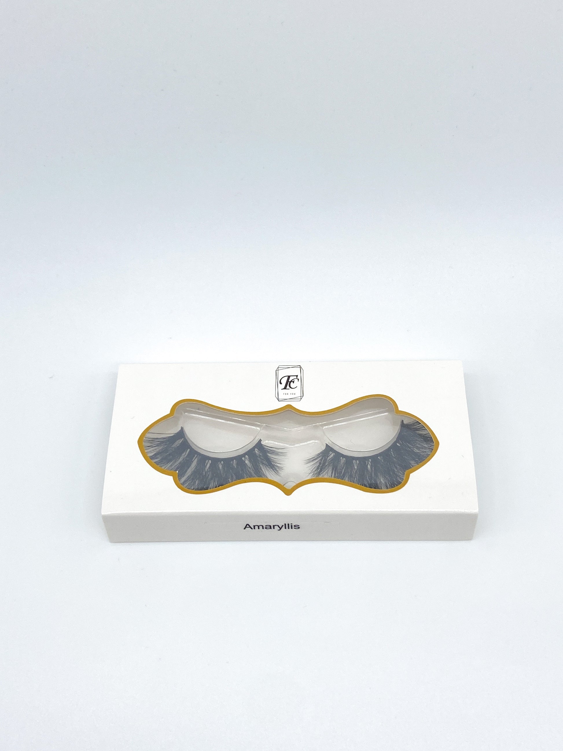stick on fake eye lashes that look real for fuller dark attractive lashes, reusable and lasting