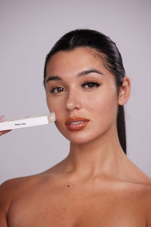 Fake eye lashes, stick on full lashes that look real fluffy lash to suit most eye shapes reusable